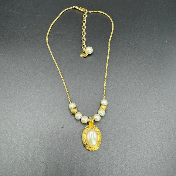 Vintage Liz Claiborne Beaded Pearl Pendant Gold Tone Solid Cable Chain Necklace - Picture 7 of 8